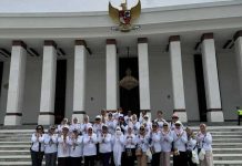 TP PKK dan Dekranasda Papua Barat Berkunjung ke IKN TP PKK dan Dekranasda Papua Barat Berkunjung ke IKN