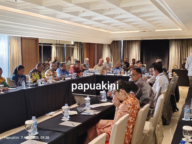Gubernur Papua Barat Dukung Genting Oil, Ingatkan Penyelesaian Ulayat, Naker dan Kontraktor Lokal
