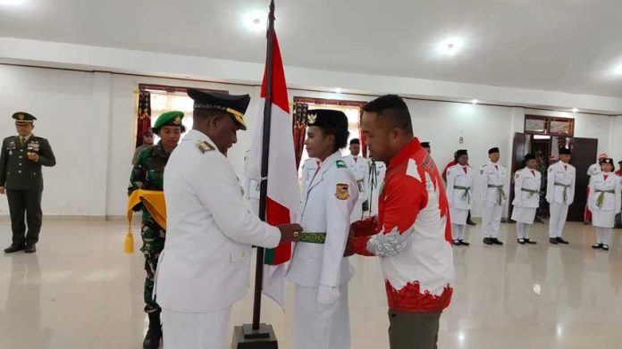 Bupati Pegaf Kukuhkan Personil Paskibraka 2025