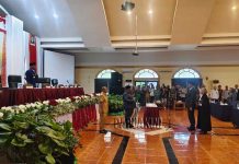 Louis Nelson Rumaikewi Resmi Anggota DPR Papua Barat Louis Nelson Rumaikewi Resmi Anggota DPR Papua Barat