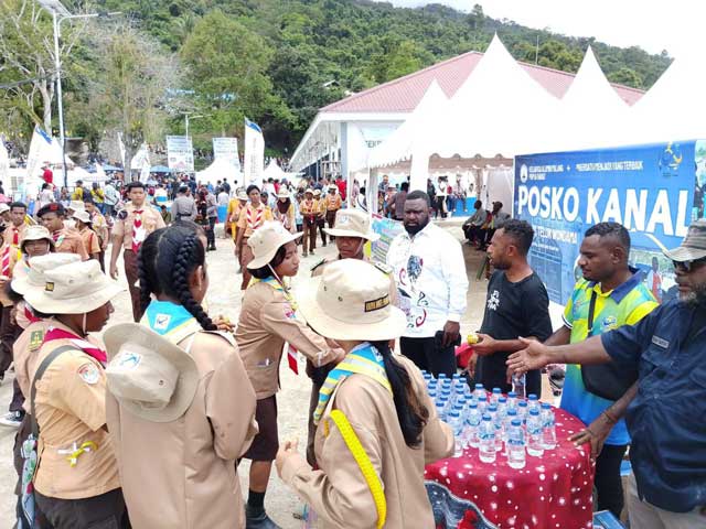 Kanal-Papua-Barat-1-Abad-Nubuatan-IS-Kijne Keluarga Alumni Malang Papua Barat Aksi Sosial di 1 Abad Nubuatan IS Kijne