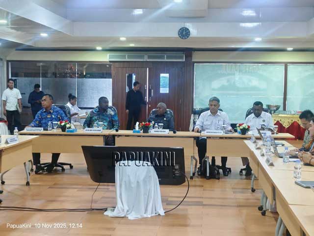 Gubernur-Papua-Barat-SKK-Migas-Genting-Oil-Kasuri SKK Migas Tegaskan Pembangunan Proyek Lapangan AKM Genting Oil Kasuri Kedepankan Lingkungan