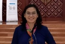 Humas Padoma Minta Gubernur Papua Barat Tunda Pengiriman LNG Sembari Kaji Prosedural PUE Humas Padoma Minta Gubernur Papua Barat Tunda Pengiriman LNG Sembari Kaji Prosedural PUE