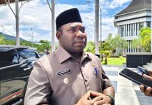 Pemkab Kaimana dan Fakfak Bakal Bahas Batas Administratif di Tikar Adat Pemkab Kaimana dan Fakfak Bakal Bahas Batas Administratif di Tikar Adat