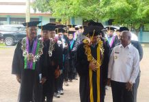 Gubernur Papua Barat Ingatkan Guru Besar Bukan Semata Gelar Akademis Gubernur Papua Barat Ingatkan Guru Besar Bukan Semata Gelar Akademis