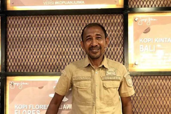 Kasubag-Persidangan-Sekretariat-DPR-Kabupaten-Kaimana-Ronald-Siahuta-SSos-AMP Sore ini Rapat Paripurna Persetujuan KUA/PPAS APBD 2026 Kaimana