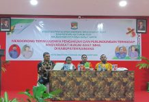 Bahas Ranperda Pengakuan dan Perlindungan Masyarakat Adat, Anggota MRPB Serap Asmara di Kaimana Bahas Ranperda Pengakuan dan Perlindungan Masyarakat Adat, Anggota MRPB Serap Asmara di Kaimana