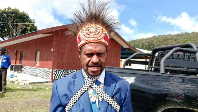 Yosias-Saroy Yosias Saroy Siap Jadi Ketua KONI Papua Barat