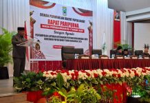 PAD Papua Barat Hampir Capai Target di 2025 PAD Papua Barat Hampir Capai Target di 2025