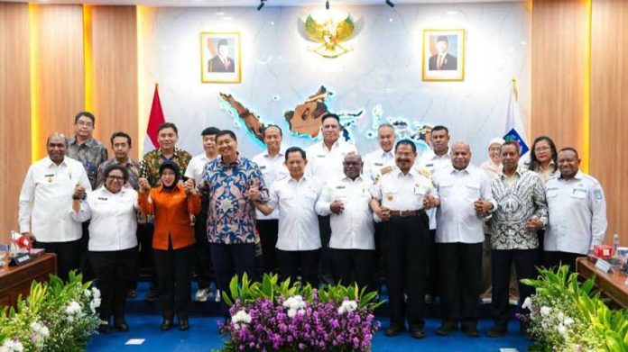 27 April Peluncuran Program 21 Ribu Rumah se Tanah Papua