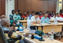 Gubernur Papua Barat Minta Masyarakat Buka Akses ke Pabrik Semen Maruni Gubernur Papua Barat Minta Masyarakat Buka Akses ke Pabrik Semen Maruni