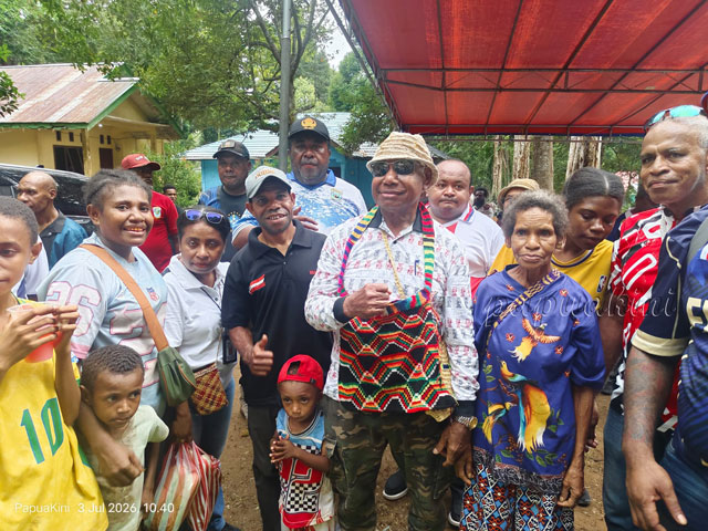 Gubernur-Papua-Barat-masyarakat- Gubernur Papua Barat Ajak ASN Beli Hasil Perkebunan Masyarakat