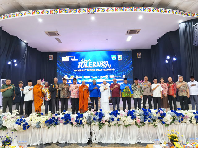 Gubernur-Papua-Barat-toleransi-Manokwari Gubernur Papua Barat Apresiasi Kopi Toleransi
