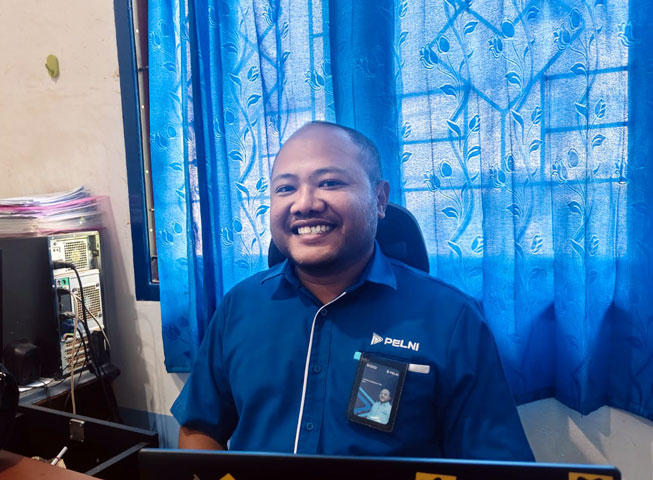 Plh-Kepala-Cabang-PT-Pelni-Kaimana-Cosmas-Kornelis-Toko Pelni Kaimana Usulkan Rute Baru Kaimana - Jayapura
