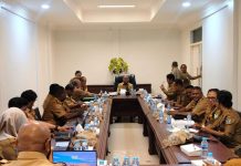 Gubernur Papua Barat Ingatkan Pengadaan Konsultan RS Provinsi Gubernur Papua Barat Ingatkan Pengadaan Konsultan RS Provinsi