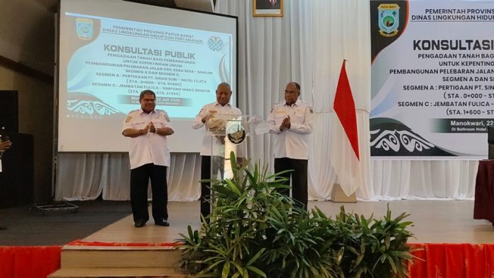 konsultasi-publik-pelebaran-jalan Pemprov Papua Barat Gelar Konsultasi Publik Dua Segmen Pelebaran Jalan Esau Sesa - Maruni