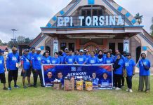Partai Demokrat Kaimana Cat Tiga Rumah Ibadah Jelang HUT ke 25 Partai Demokrat Kaimana Cat Tiga Rumah Ibadah Jelang HUT ke 25