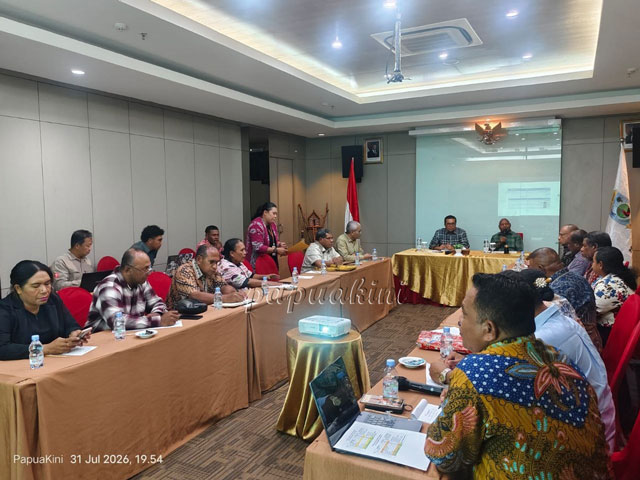 Gubernur-Papua-Barat-Dirjen-Pertanian Kebut Cetak Sawah Papua Barat, Kementerian Pertanian Bakal Pakai Swakelola Tipe II