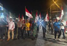 KNPI Papua Barat Gelar Renungan Malam, Kibarkan 1000 Bendera KNPI Papua Barat Gelar Renungan Malam, Kibarkan 1000 Bendera