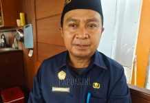 Papua Barat Jajaki Larangan Kendaraan Bermotor Luar Daerah Isi BBM Subsidi Papua Barat Jajaki Larangan Kendaraan Bermotor Luatr Daerah Isi BBM Subsidi