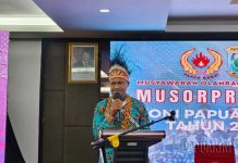 Ketua KONI Papua Barat Tegaskan Harus Rangkul Semua Komponen Olahraga Ketua KONI Papua Barat Tegaskan Harus Rangkul Semua Komponen Olahraga