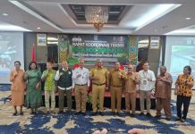 Wagub Papua Barat: Jangan Hanya Jual Bahan Mentah, Kelola Hasil Hutan untuk Nilai Tambah Wagub Papua Barat: Jangan Hanya Jual Bahan Mentah, Kelola Hasil Hutan untuk Nilai Tambah