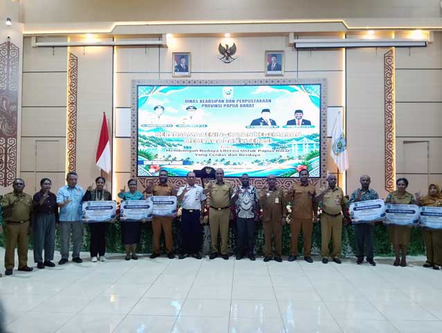 Wakil-Gubernur-Papua-Barat-perpustakaan Wagub Papua Barat Minta Kerja Sama Literasi Tidak Berhenti Sebatas Seremonial MoU