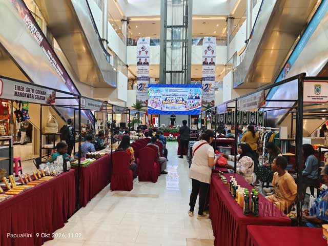 pameran-dagang-lokal-papua-barat-oke Gubernur Papua Barat Beri Testimoni Keampuhan Produk Herbal Kayu Akway di Pameran Dagang Lokal